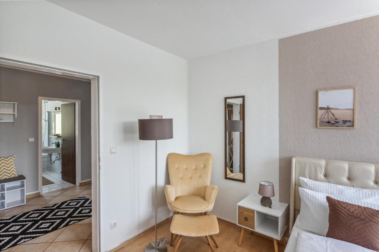 Charysma - Weserufer, Stylish, Schlafzimmer Mit Smart-Tv, 2 Parkplaetze Hamelin Ngoại thất bức ảnh